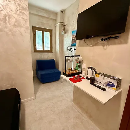 Bed and breakfast Cinecitta Haven 3*