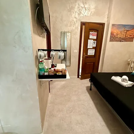 Bed and breakfast Cinecitta Haven 3*