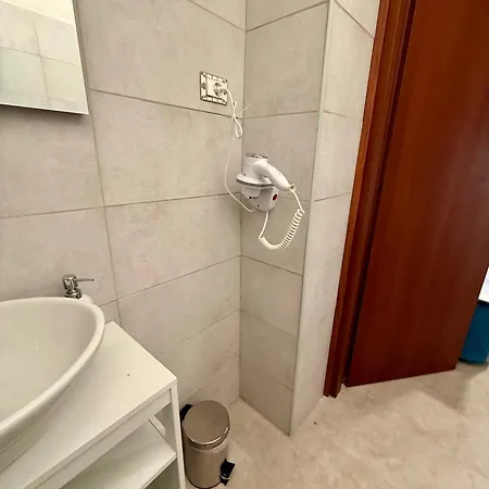 Cinecitta Haven Bed & Breakfast Rome