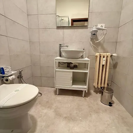 Cinecitta Haven Bed & Breakfast Rome